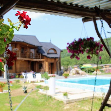 Фазенда "Змерега" Solotwyno Exterior foto